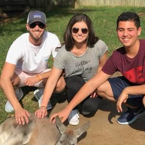 Meet your Posher, Elan